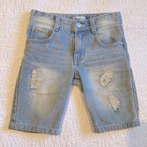 Epic Threads Skinny Slim denim jean shorts size 5 DISTRESSED